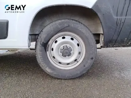 Photo 10 Fiat Ducato Gén. III Ph2 NG Pro Lounge 4