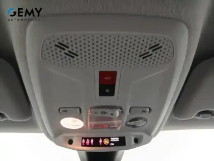 Photo 16 Peugeot 208  Electrique 50 kWh 136ch