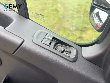 Photo 11 Renault Master  FGN TRAC F3500 L2H2 BLUE DCI 135