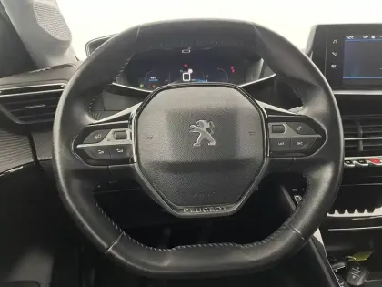 Photo 22 Peugeot 208  PureTech 100 S&S BVM6