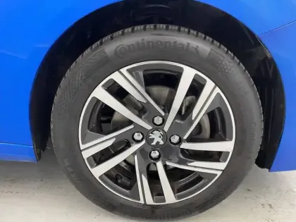 Photo 17 Peugeot 208  PureTech 100 S&S BVM6