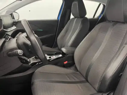 Photo 13 Peugeot 208  PureTech 100 S&S BVM6