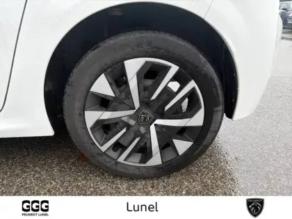 Photo 50 Peugeot 208  PureTech 100 S&S BVM6