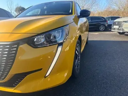 Photo 13 Peugeot 208  PureTech 100 S&S BVM6 Active Pack