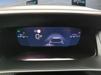 Photo 20 Peugeot 2008  PureTech 130 S&S EAT8 GT