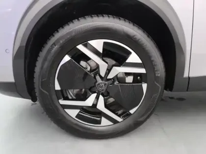 Photo 14 Peugeot 2008  PureTech 130 S&S EAT8 GT