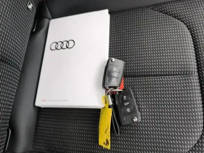 Photo 15 Audi A1  Sportback 35 TFSI 150 ch S tronic 7 S Line