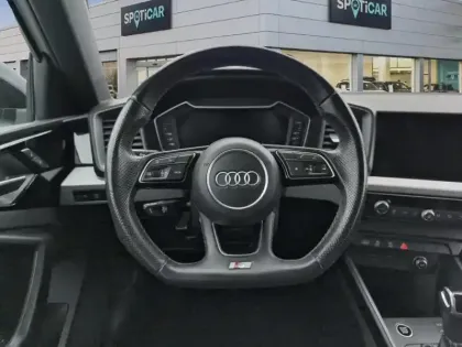 Photo 11 Audi A1  Sportback 35 TFSI 150 ch S tronic 7 S Line