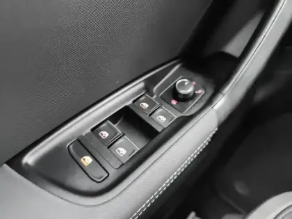 Photo 19 Audi A1  Sportback 35 TFSI 150 ch S tronic 7 S Line