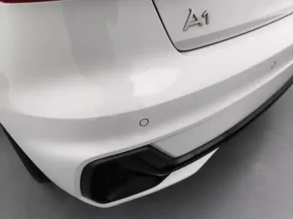 Photo 25 Audi A1  Sportback 35 TFSI 150 ch S tronic 7 S Line