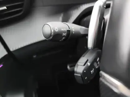 Photo 16 Peugeot 2008 Gén. II Ph2 GT 5