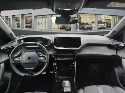 Photo 9 Peugeot 2008 Gén. II Ph2 GT 5