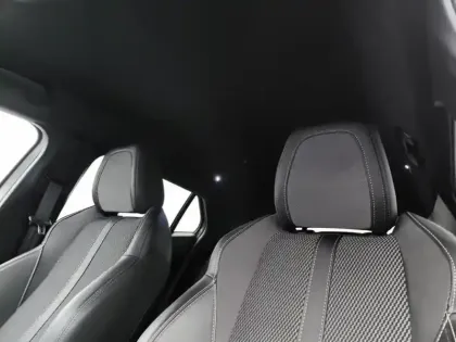 Photo 24 Peugeot 2008 Gén. II Ph2 GT 5