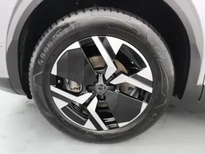 Photo 14 Peugeot 2008 Gén. II Ph2 GT 5