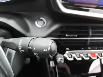 Photo 17 Peugeot 2008 Gén. II Ph2 GT 5