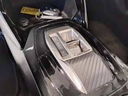 Photo 23 Peugeot 2008 Gén. II Ph2 GT 5