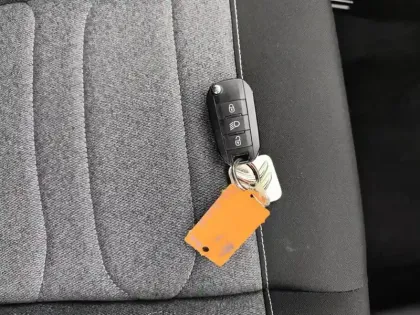 Photo 15 Citroën C3  PureTech 83 S&S BVM5 Shine