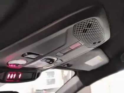 Photo 24 Opel Corsa  1.2 Turbo 100 ch BVM6 GS