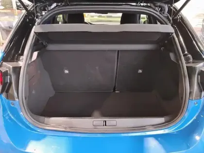 Photo 7 Opel Corsa  1.2 Turbo 100 ch BVM6 GS