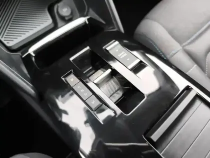 Photo 23 Citroën C4 Gén. III Ph1 Shine 5