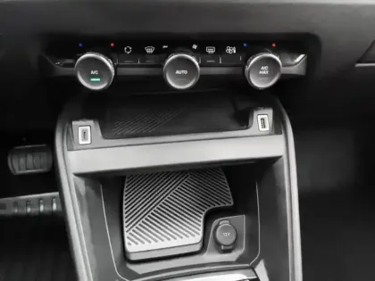 Photo 12 Citroën C4 Gén. III Ph1 Shine 5