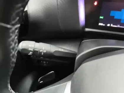 Photo 16 Citroën C4 Gén. III Ph1 Shine 5