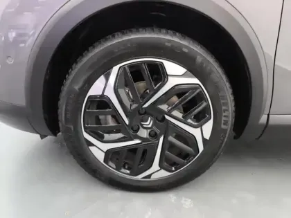 Photo 14 Citroën C4 Gén. III Ph1 Shine 5