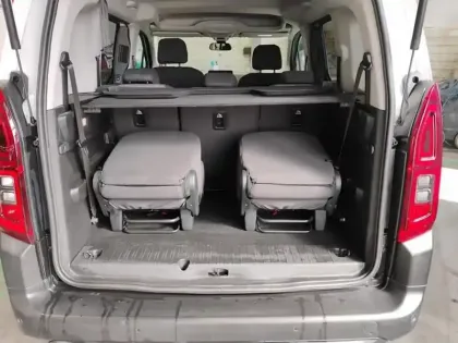 Photo 7 Citroën Berlingo  Taille M BlueHDi 130 S&S BVM6 Shine