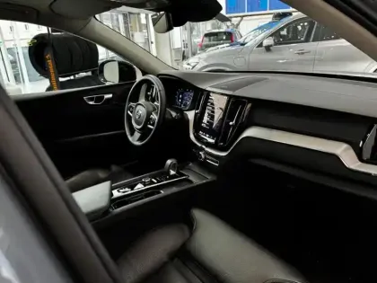 Photo 22 Volvo Xc60 Gén. II Ph2 NG Ultimate Style Dark 5