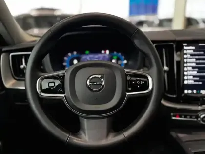 Photo 20 Volvo Xc60 Gén. II Ph2 NG Ultimate Style Dark 5