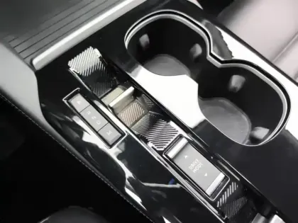 Photo 23 Citroën C5  X Hybride 145 e-DCS6 Plus