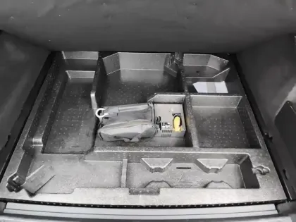 Photo 26 Citroën C5  X Hybride 145 e-DCS6 Plus