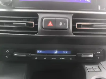 Photo 12 Citroën Berlingo Gén. III Ph1 NG Shine 5