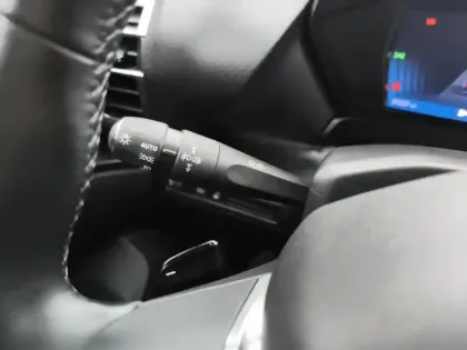 Photo 16 Citroën C5 Gén. I Ph1 NG PLUS 5