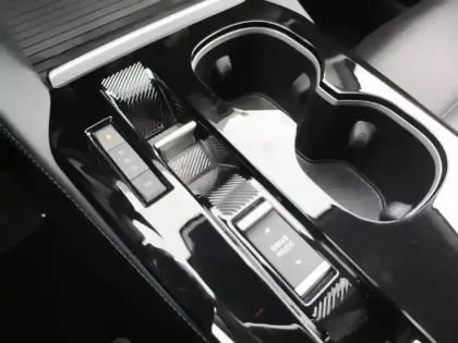 Photo 23 Citroën C5 Gén. I Ph1 NG PLUS 5