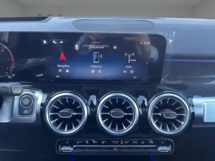 Photo 17 Mercedes GLB 200 d AMG Line