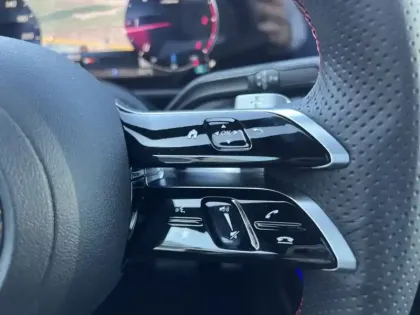 Photo 16 Mercedes GLB 200 d AMG Line