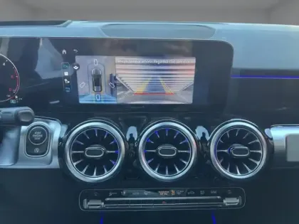 Photo 19 Mercedes GLB 200 d AMG Line