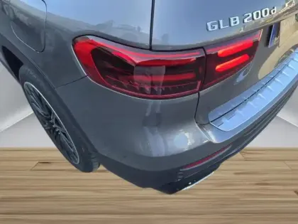 Photo 9 Mercedes GLB 200 d AMG Line