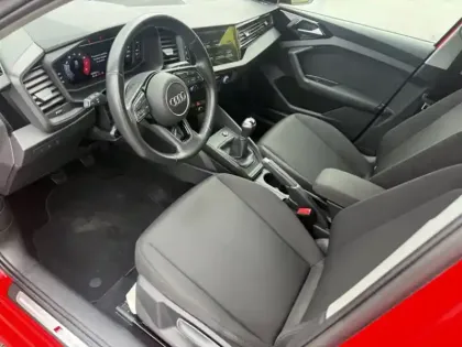 Photo 10 Audi A1 30 TFSI 1.0 116 S line