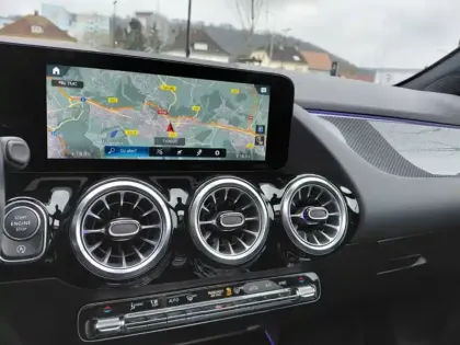 Photo 40 Mercedes GLA 200 AMG Line