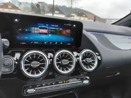 Photo 41 Mercedes GLA 200 AMG Line