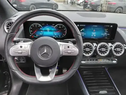 Photo 32 Mercedes GLA 200 AMG Line