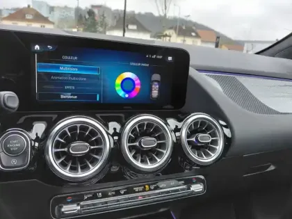 Photo 43 Mercedes GLA 200 AMG Line