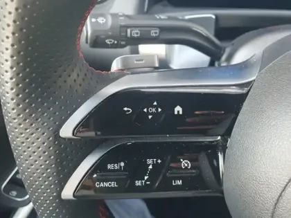 Photo 6 Mercedes GLB 200 d AMG Line