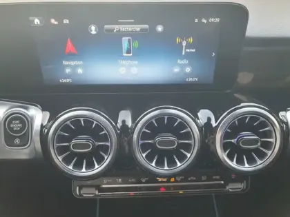 Photo 13 Mercedes GLB 200 d AMG Line