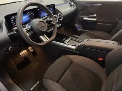 Photo 10 Mercedes GLA 200 d AMG Line