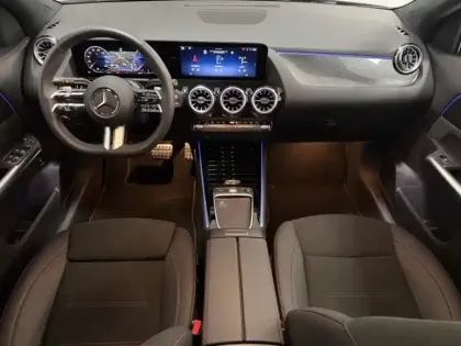 Photo 8 Mercedes GLA 200 d AMG Line