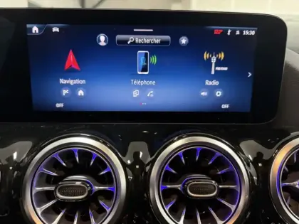 Photo 15 Mercedes GLA 200 d AMG Line