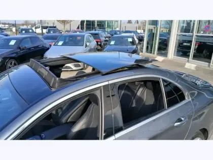 Photo 14 Mercedes Classe E  220 d AMG Line Berlin